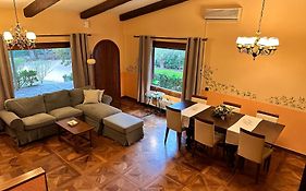 Villa Umami
